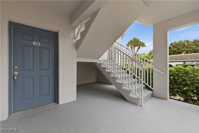 Building Photo - 7822 Great Heron Way