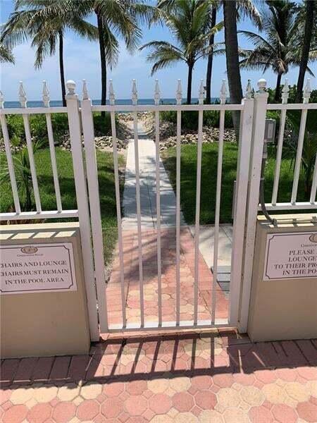 Building Photo - 401 Briny Ave