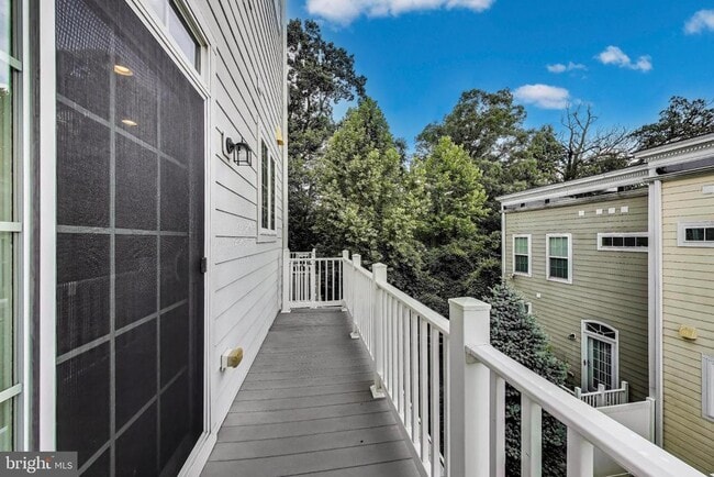 Building Photo - 2133 Little Sorrel Way