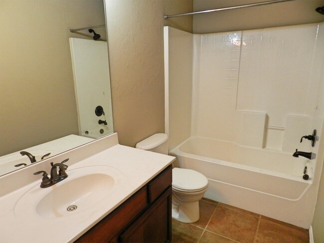 Building Photo - 4827 Southwest Waterstone Place