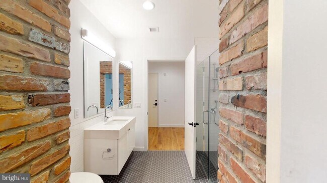 Building Photo - 57 N St NW