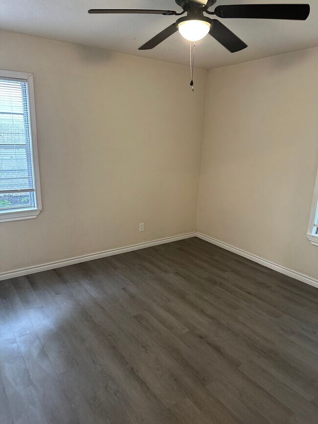 Building Photo - 2bd/1ba in Killeen