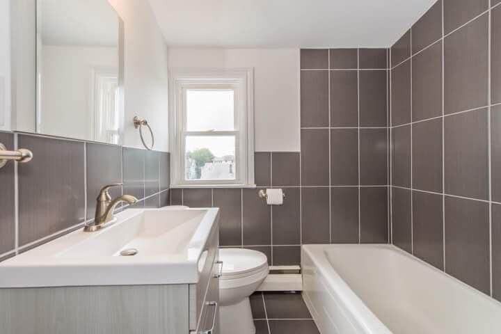 Building Photo - 160 Hartman Ave