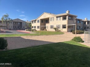 Building Photo - 16013 S Desert Foothills Pkwy