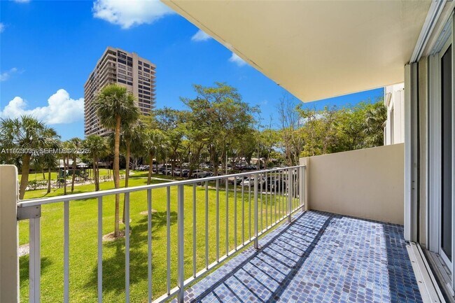 Building Photo - 11111 Biscayne Blvd