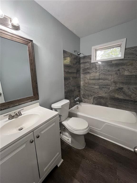 Building Photo - 4016 Elmscourt Dr