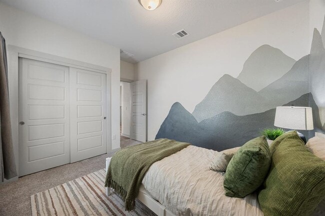 Building Photo - 100 Deserti Rd