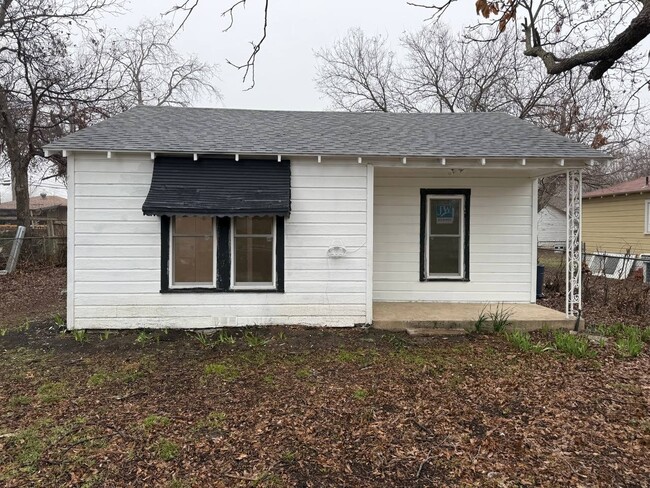 Building Photo - 8112 Melrose Ct W