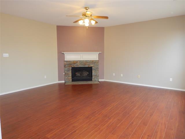 Building Photo - 2500 Coolwater Dr