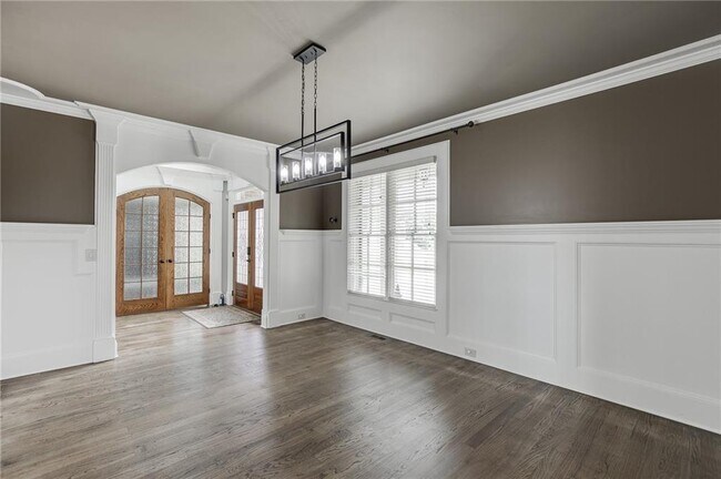 Building Photo - 4612 Grandview Pkwy
