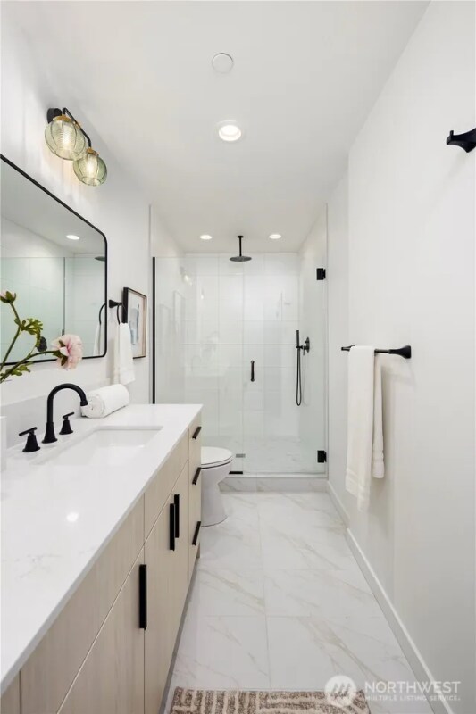 Building Photo - 528 N 72nd St