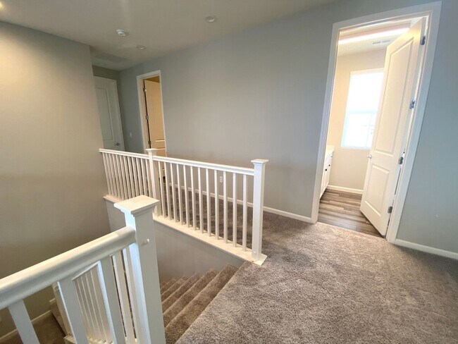Building Photo - Built 2022 Sparks Spanish Springs 4+ Bedro...