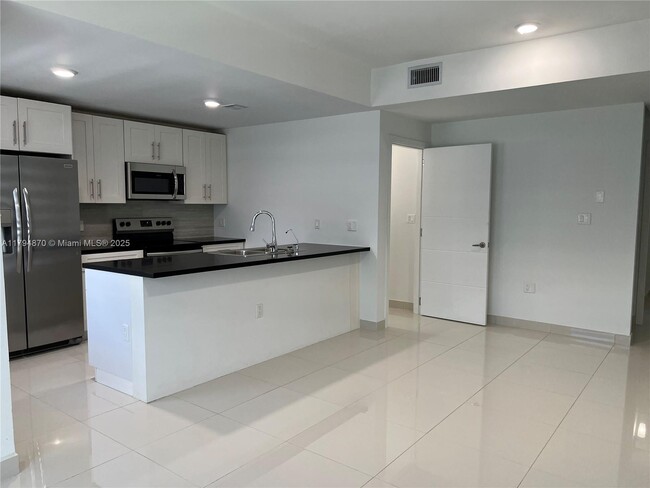 Primary Photo - 13944 SW 259th Way