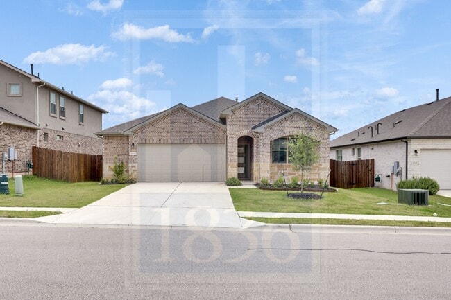 Primary Photo - 18001 Umberto Dr