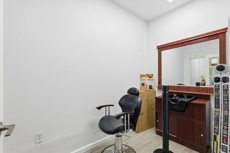 Building Photo - 4341 Park Heights Ave