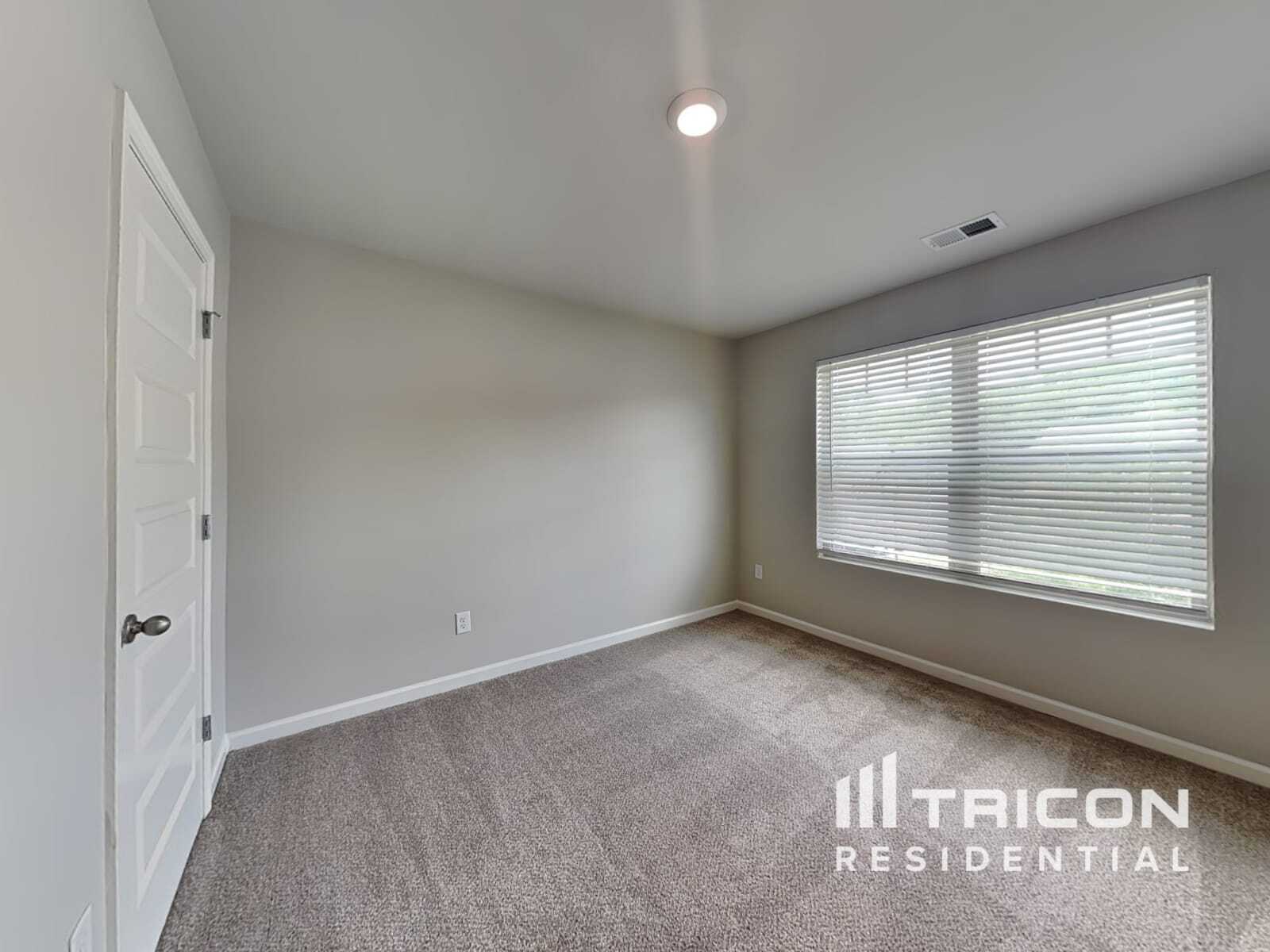 Building Photo - 2092 Massey Ln