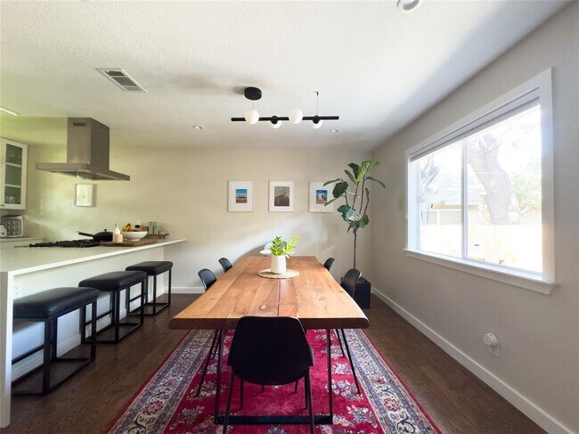 Building Photo - 3704 Harpers Ferry Ln