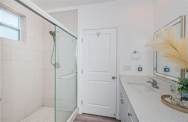 Building Photo - 1954 Freedom Dr