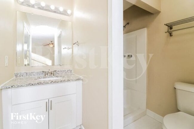 Building Photo - 3862 Herren Dr SW