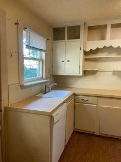 Building Photo - 342 College Dr