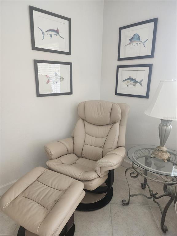 Building Photo - 1515 Pinellas Bayway S