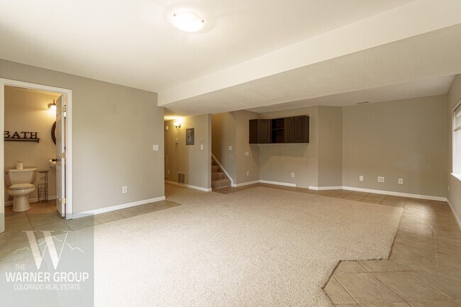 Building Photo - 953 Dancing Horse Dr