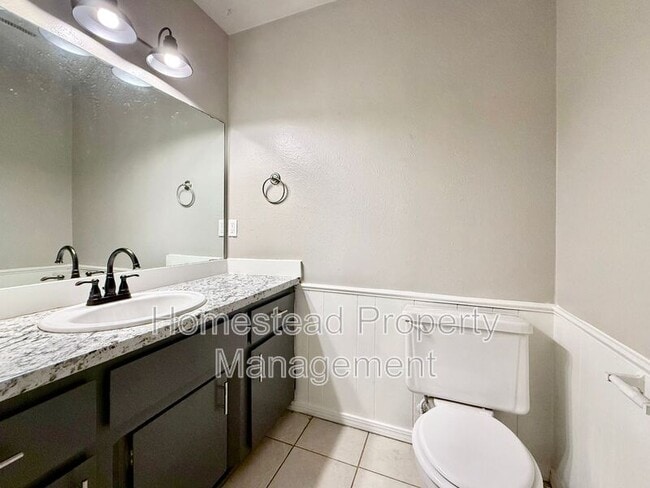 Building Photo - 146 Barrett Pl