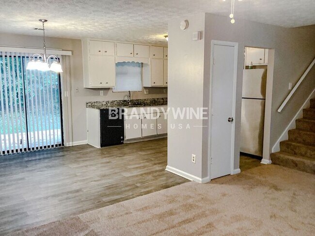 Building Photo - MOVE IN BY JULY 28TH AND HALF  OFF AUG RENT