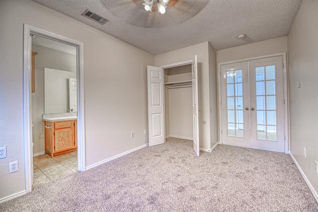 Building Photo - 8001 Spinnaker Cove