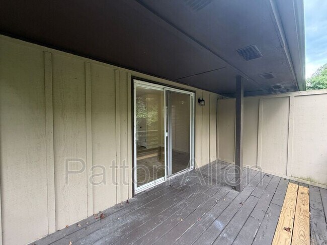 Building Photo - 54 Dawnwood Cir