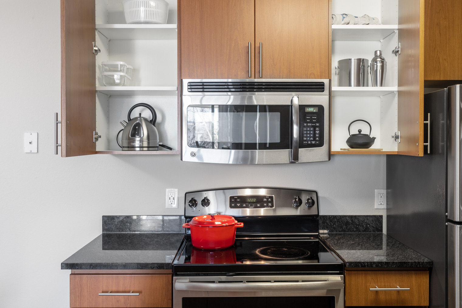 Building Photo - 1050 Benton St