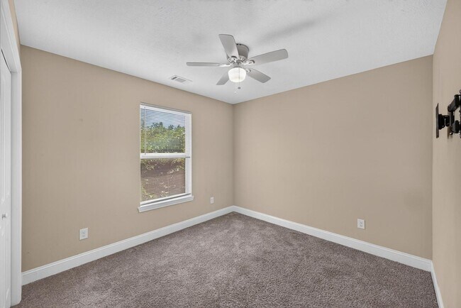 Building Photo - 934 Boyd Ln