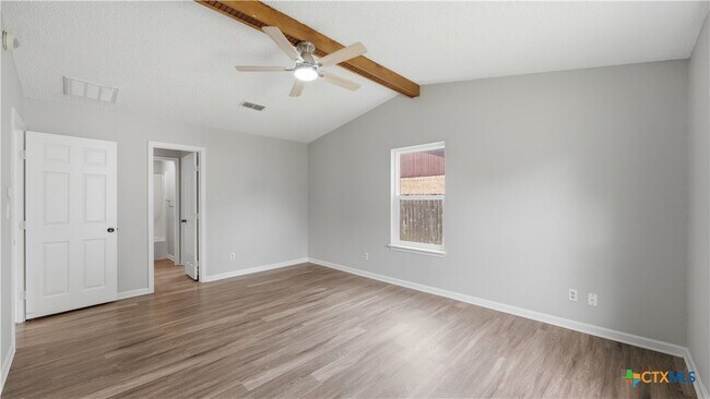 Building Photo - 938 Lazy Trail
