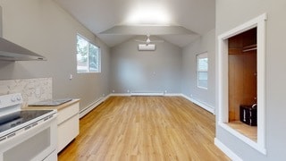 Building Photo - 315 N 5th St