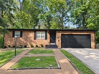 Building Photo - Fairview Heights Gem!