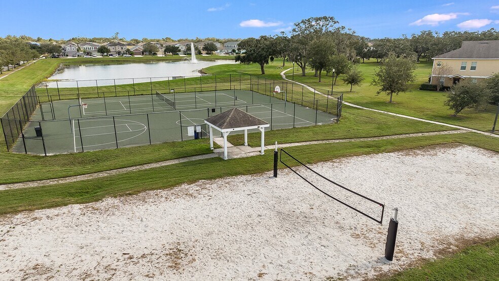 Building Photo - 5080 Revolutionary Way