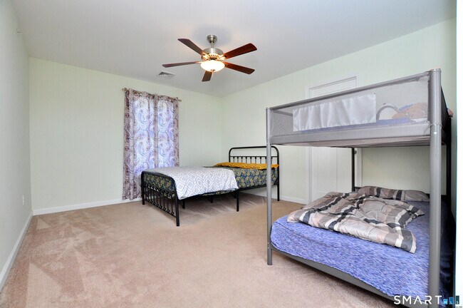 Building Photo - 103 Old Village Cir