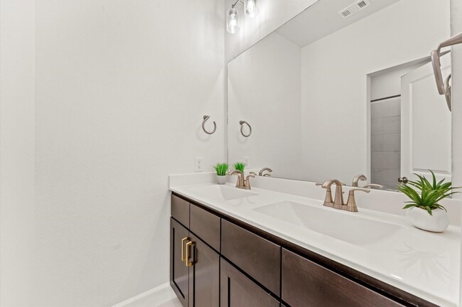 Building Photo - 9606 Pink Blossom Ct