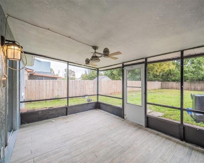Building Photo - 2419 Rio Pinar Lakes Blvd