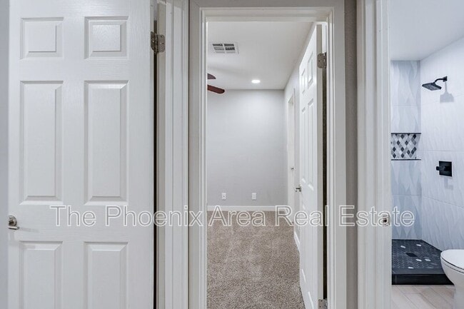 Building Photo - 93 N Cooper Rd