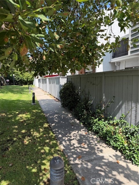 Building Photo - 635 Danube Way