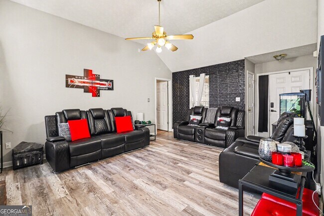 Building Photo - 55 Ashley Woods Dr
