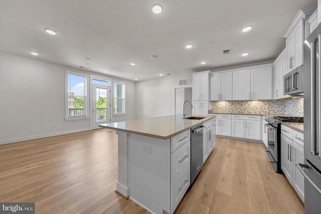 Building Photo - 11200 Reston Station Blvd
