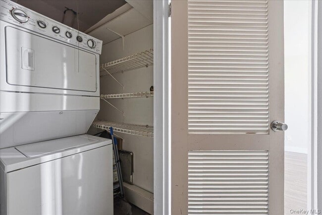 Building Photo - 478 Sierra Vista Ln