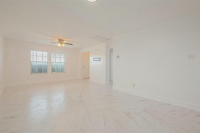Building Photo - 20939 Young Meadows Way