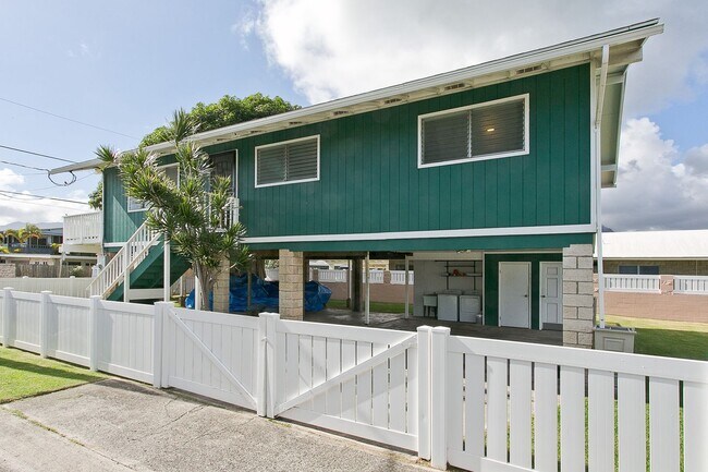 Building Photo - Partially furnished Kailua Home 3bed/2bath...