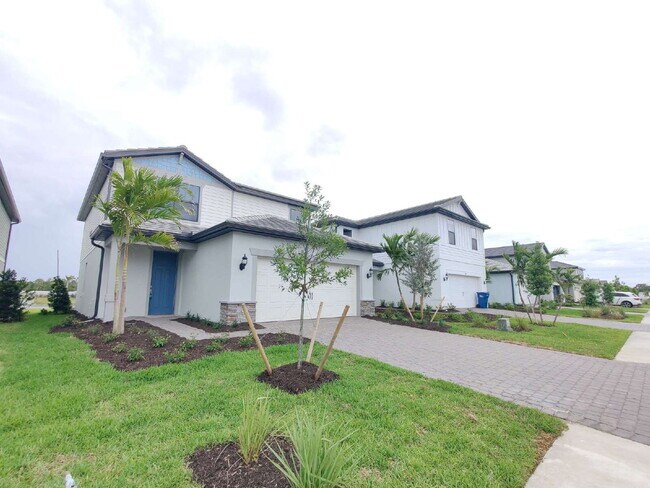 Building Photo - 6211 Baywood Ct
