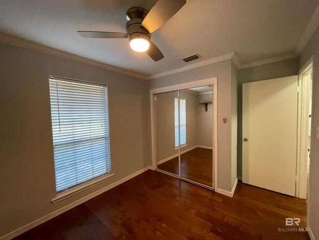 Building Photo - 353 S School St