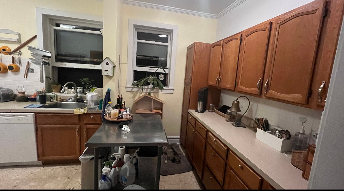 Building Photo - 5522 N Wayne Ave