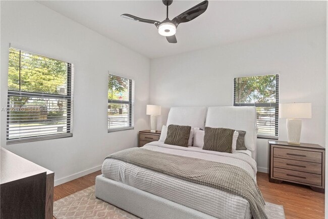 Building Photo - 601 SW 1st St